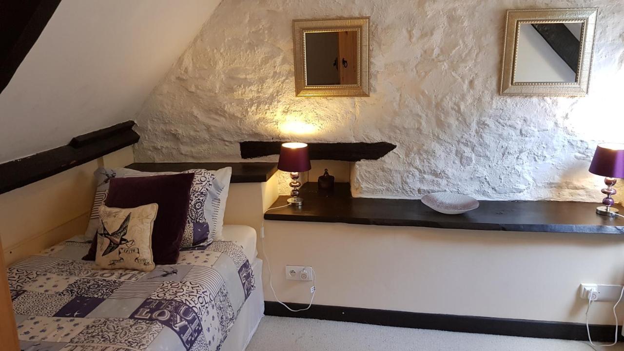 Maroux Vian Country Cottage Callac ภายนอก รูปภาพ